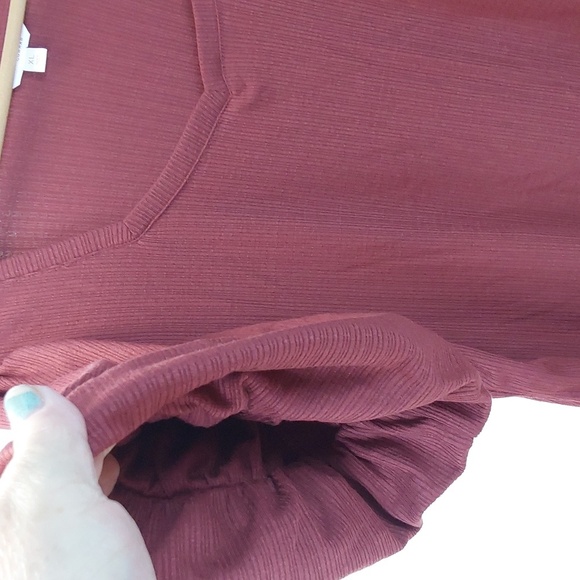 Lauren Conrad Ribbed Top in Rust Sweetheart Neckline Puff Sleeve Sz.XL - Picture 2 of 5